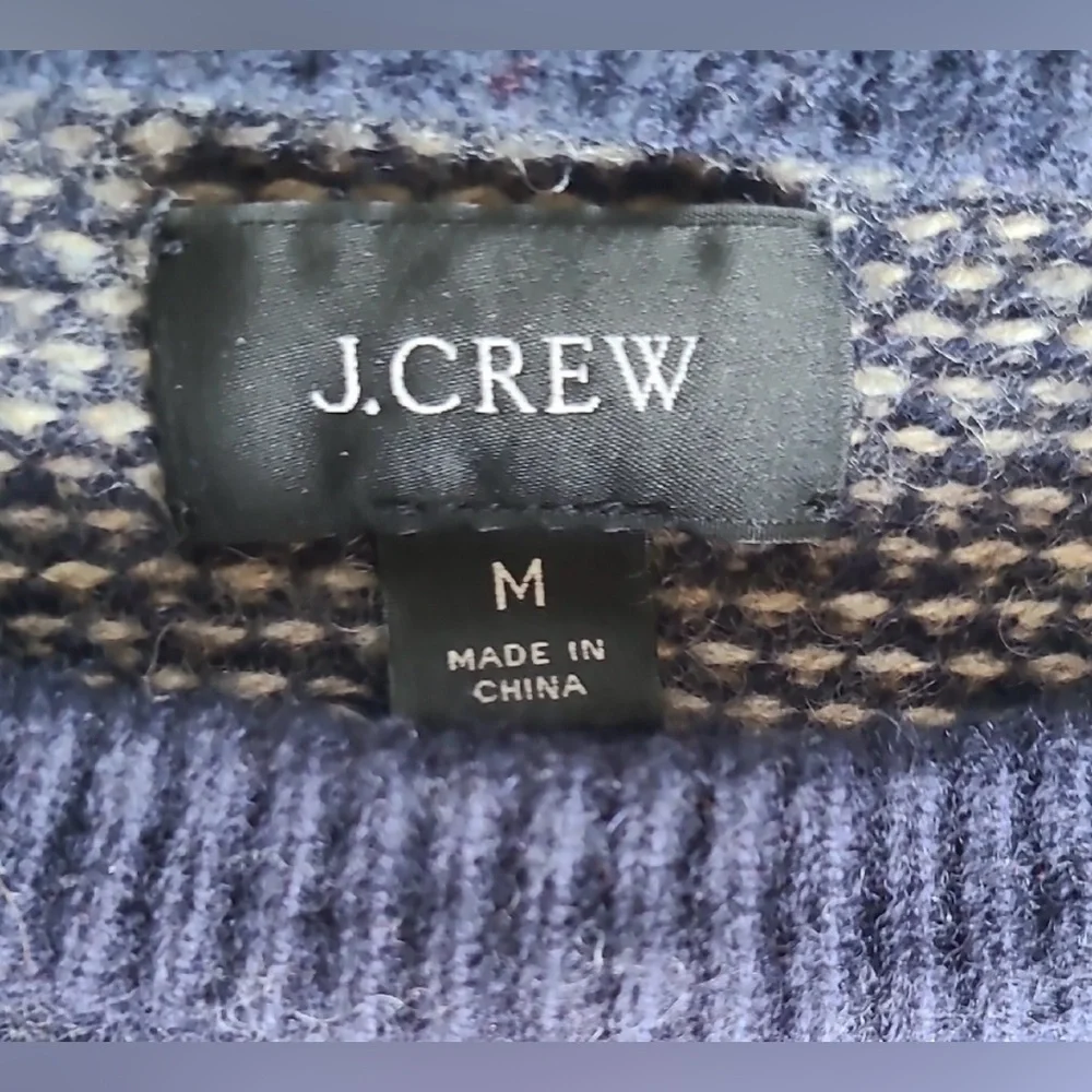 💙 J.Crew Women’s Sweater – Size Medium - Picture 2 of 3